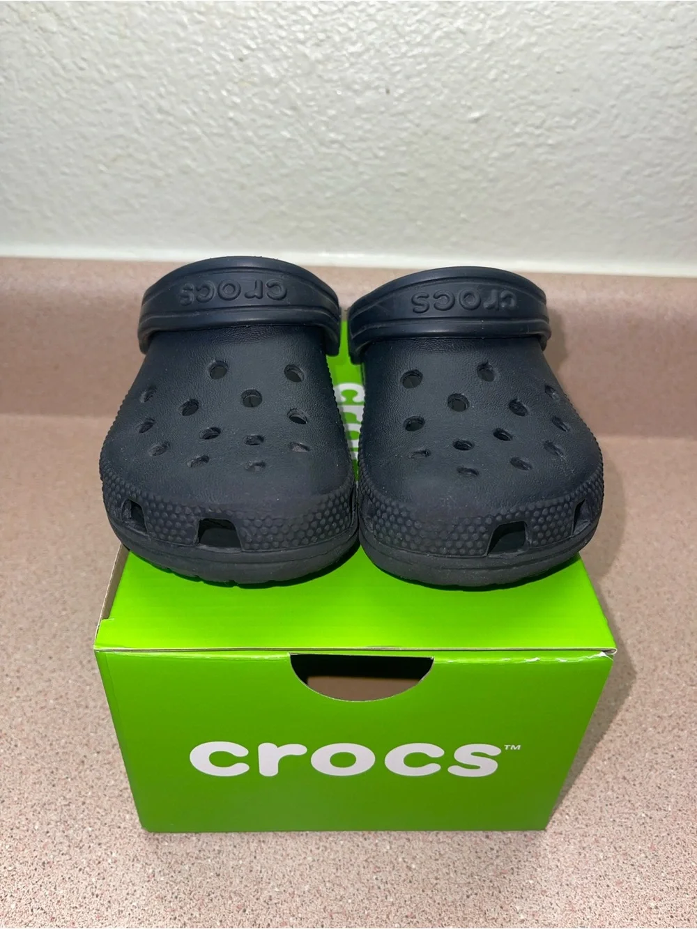 CROCS Kids Classic Clog in Black